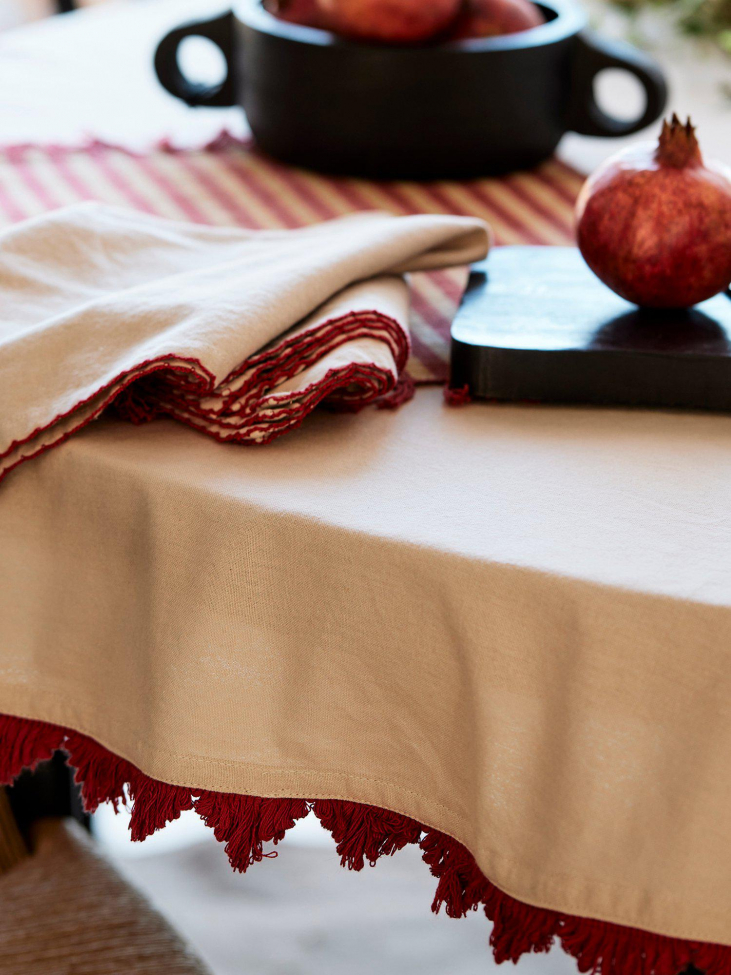 Tafelkleed 'Stine' 145x280 - Rood