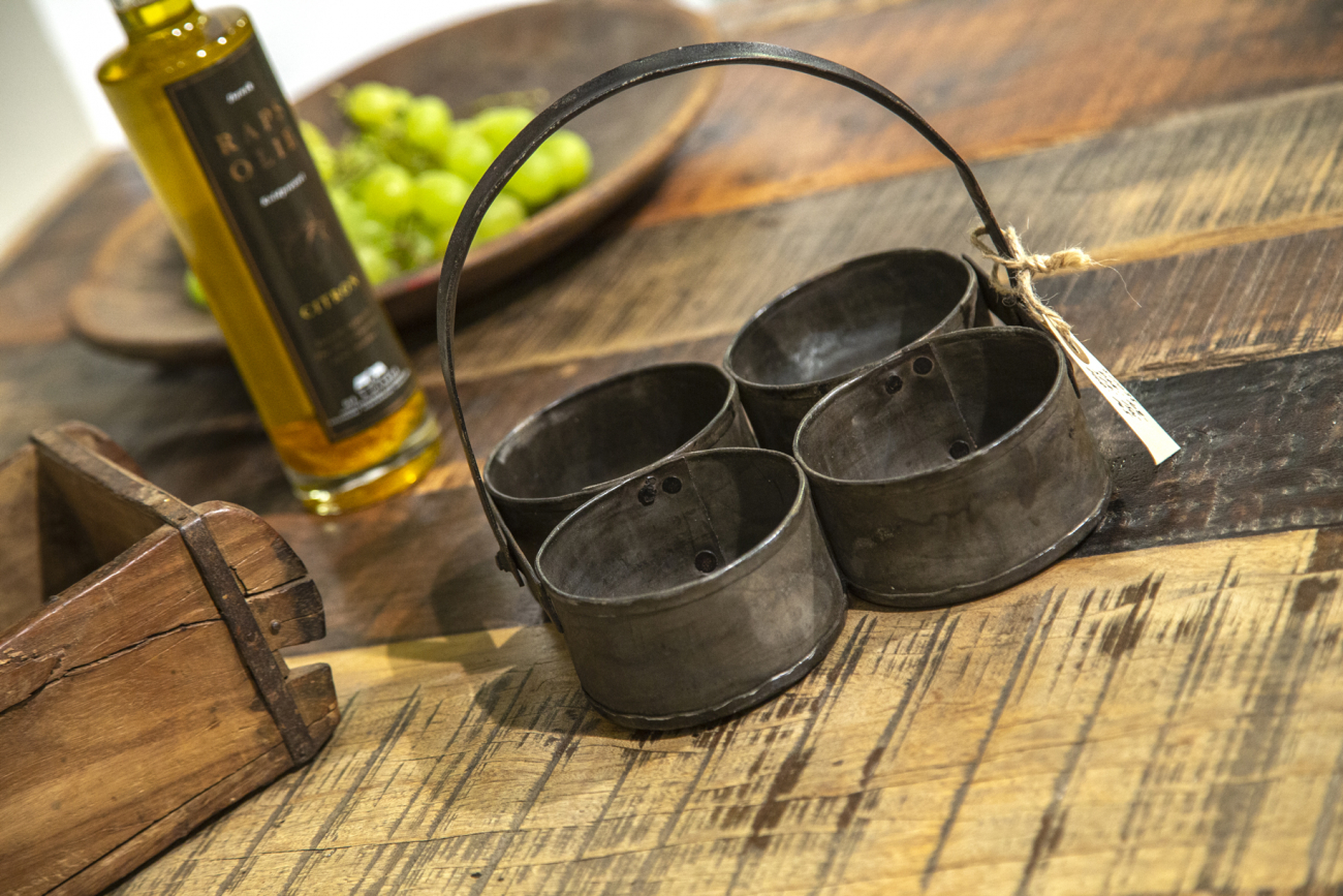 Mand 'Iron cups' - IJzer