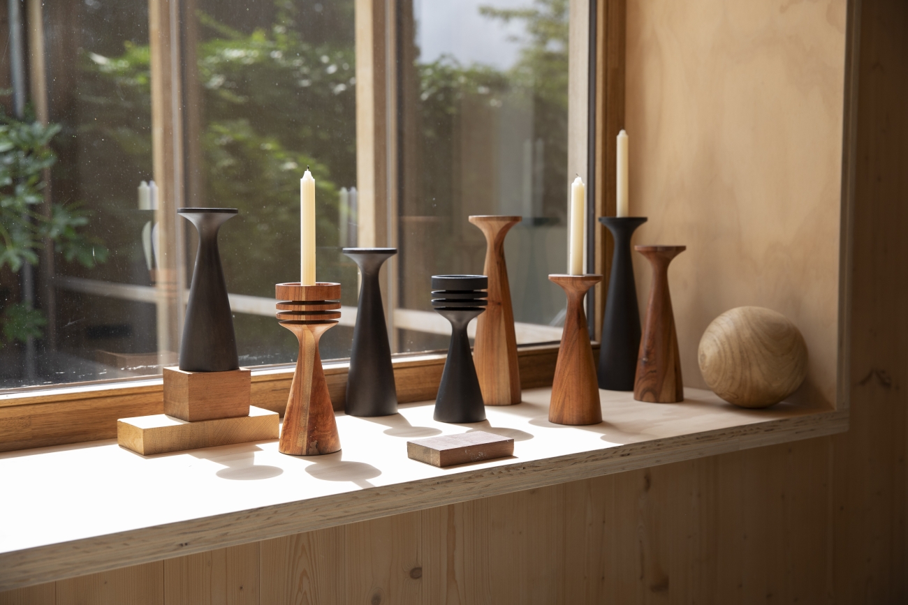 Kaarsenhouder 'Flames' - Bruin L