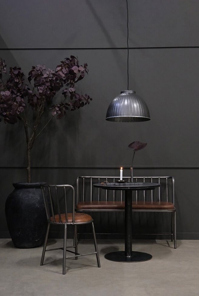 Bank 'Manhattan' - IJzer