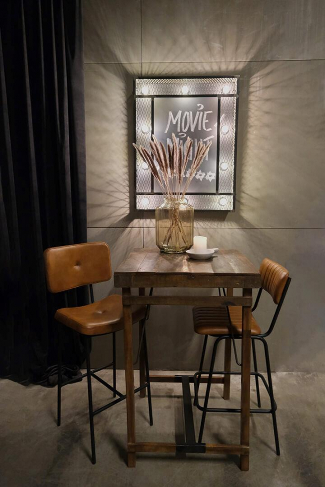 Cafétafel 'Calcutta' - Hout